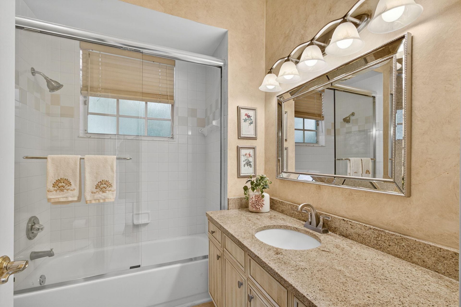 8784 Lakes Boulevard, West Palm Beach, FL 33412 Photo