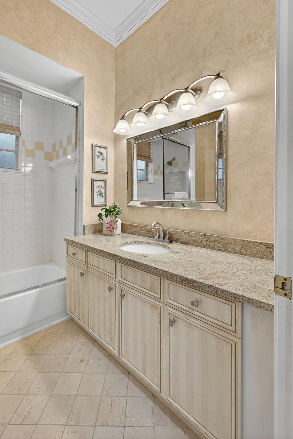 8784 Lakes Boulevard, West Palm Beach, FL 33412 Photo