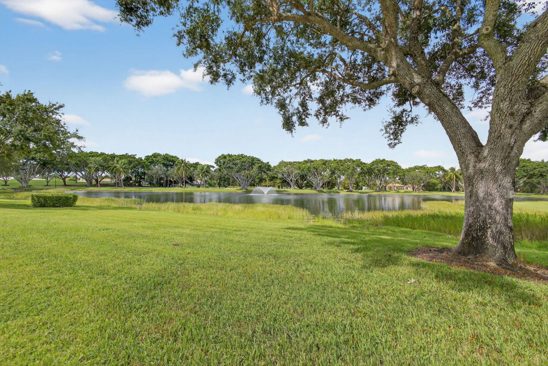 8784 Lakes Boulevard, West Palm Beach, FL 33412 Photo