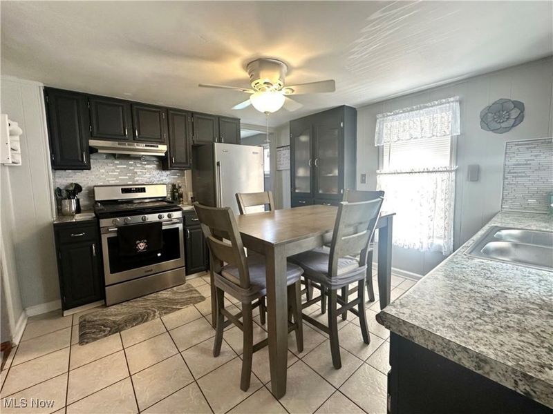 2780 Oberlin Avenue, Lorain, OH 44052 Photo 8