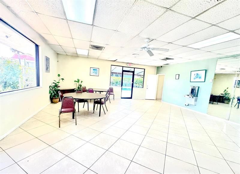 2161 W Woolbright Road, Unit m202, Boynton Beach, FL 33426 Photo