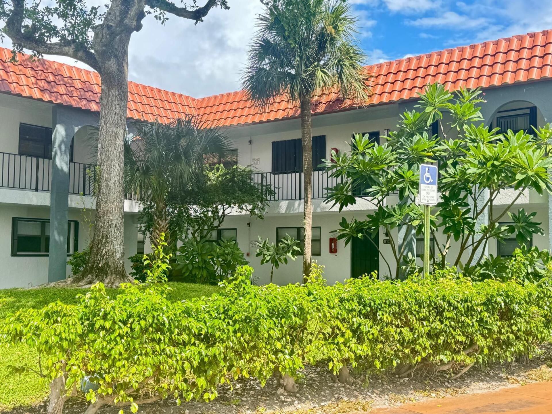 2161 W Woolbright Rd, Unit m202, Boynton Beach, FL 33426 Photo