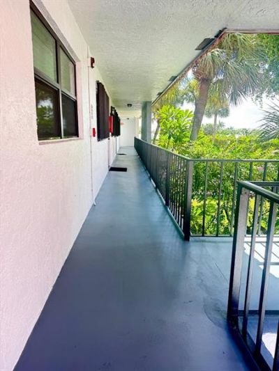 2161 W Woolbright Rd, Unit m202, Boynton Beach, FL 33426 Photo