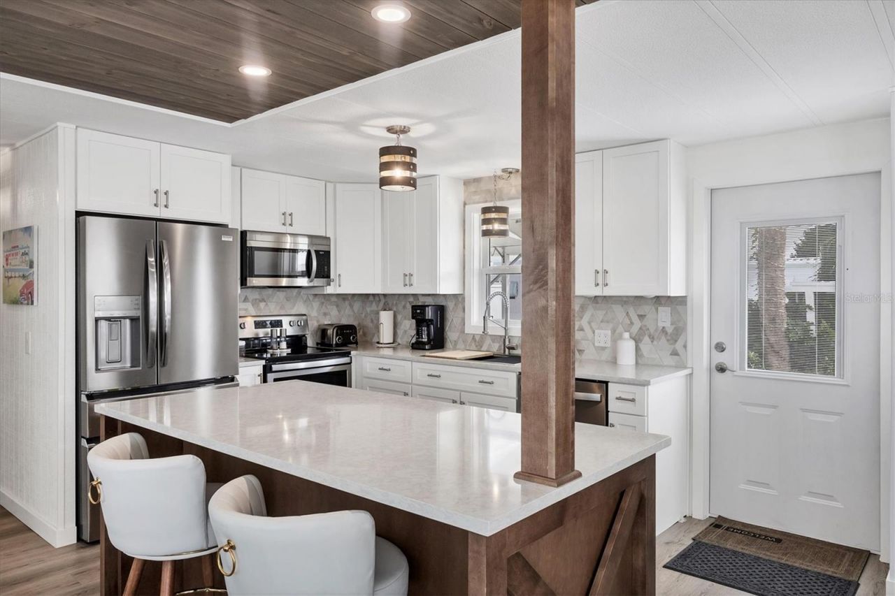 2209 Iowa Avenue, Bradenton, FL 34207 Photo