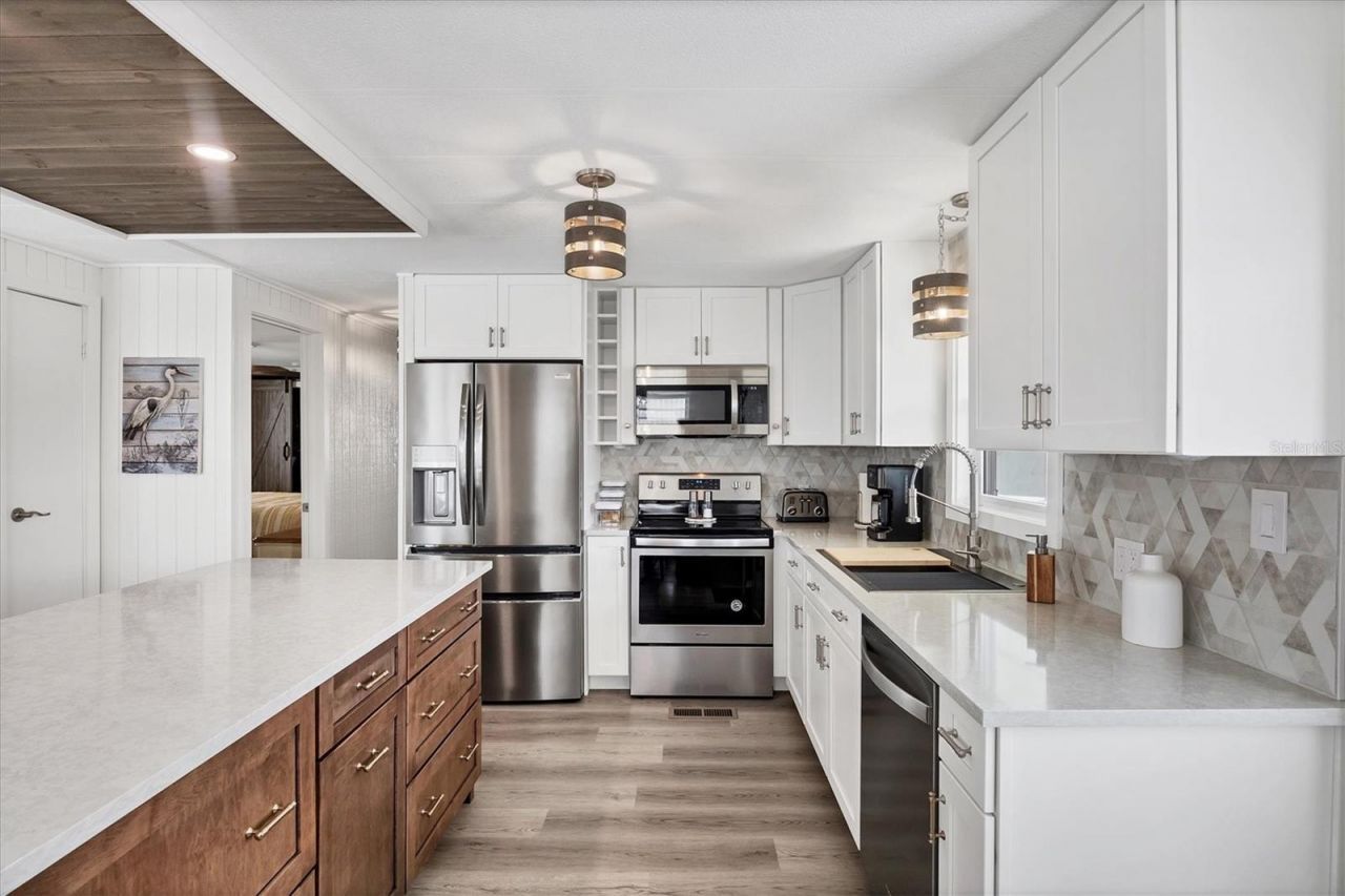 2209 Iowa Avenue, Bradenton, FL 34207 Photo