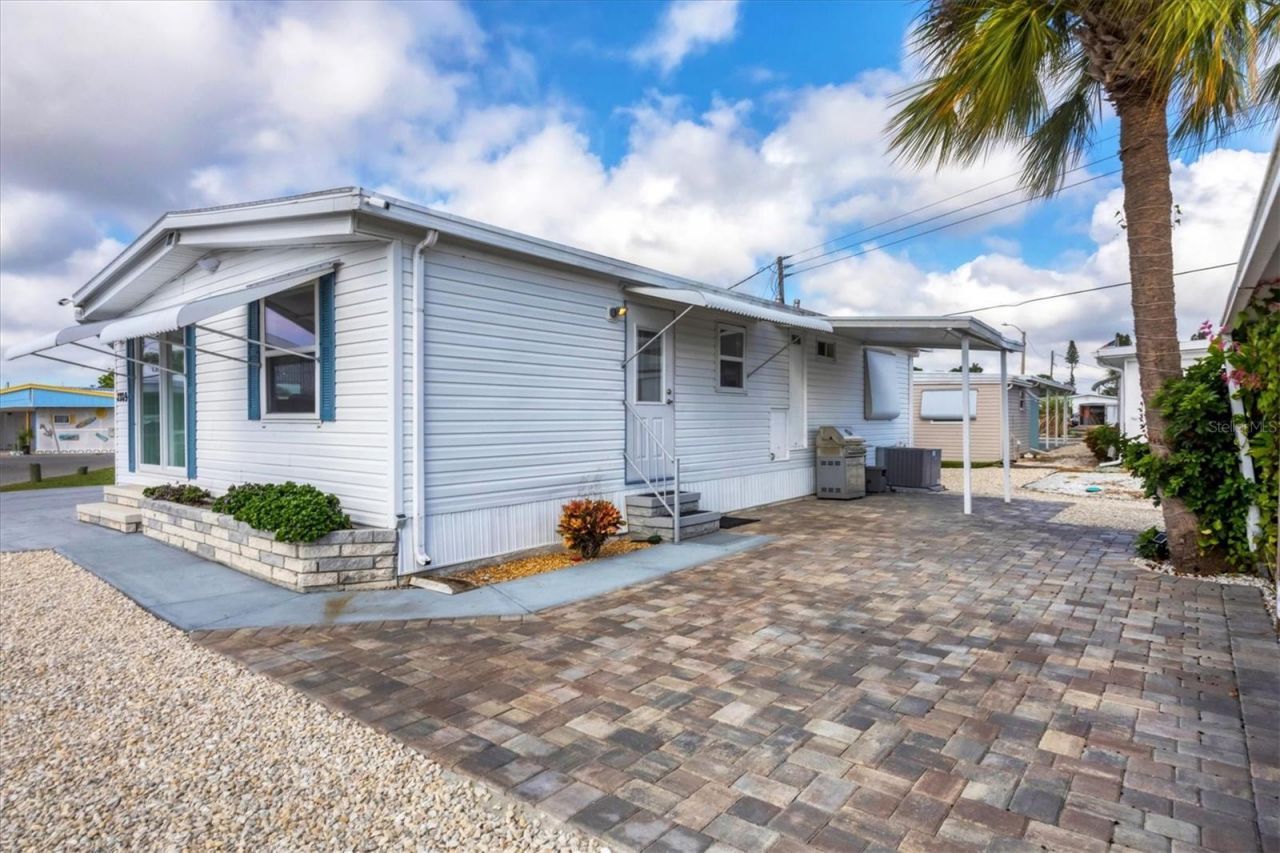 2209 Iowa Avenue, Bradenton, FL 34207 Photo