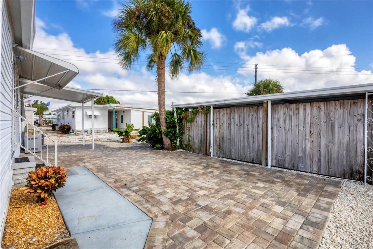 2209 Iowa Avenue, Bradenton, FL 34207 Photo