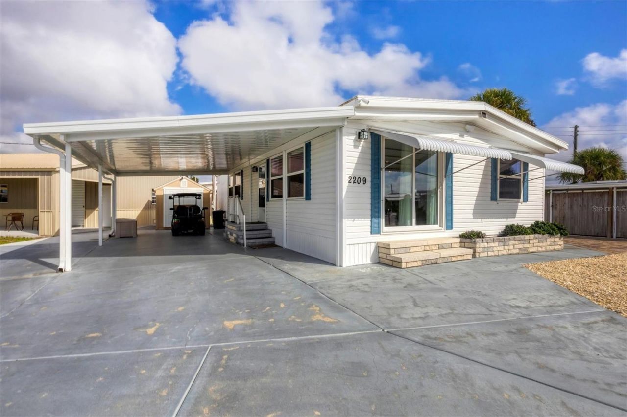 2209 Iowa Avenue, Bradenton, FL 34207 Photo