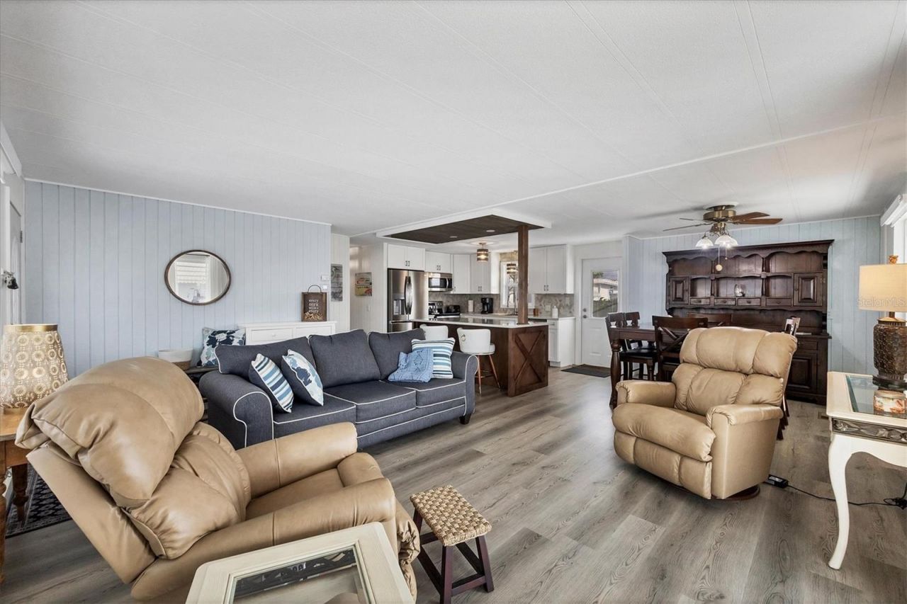 2209 Iowa Avenue, Bradenton, FL 34207 Photo