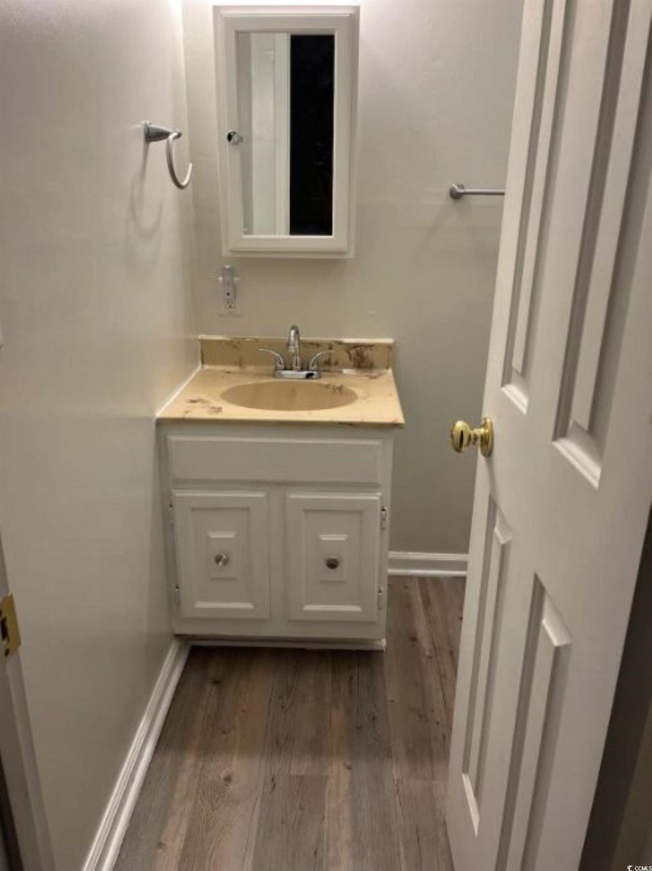 1984 Jacana Dr. Photo 10