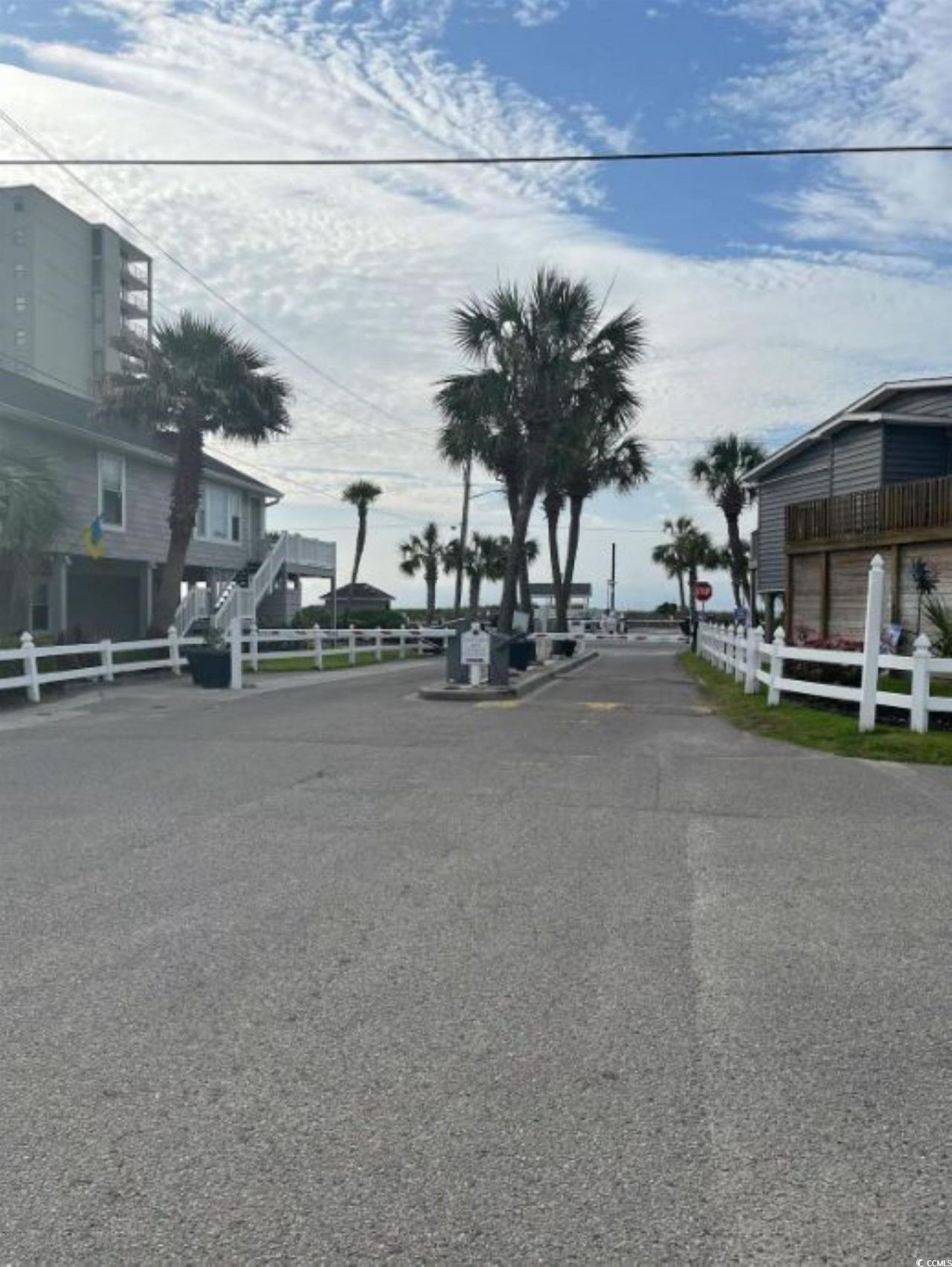 1984 Jacana Dr. Photo 22