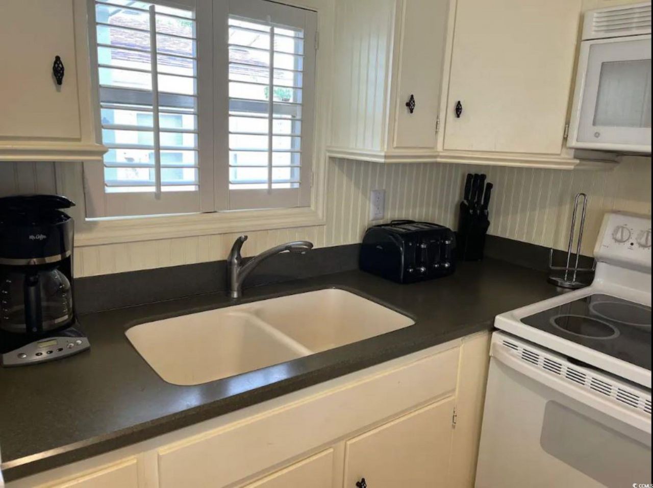 1984 Jacana Dr. Photo 6