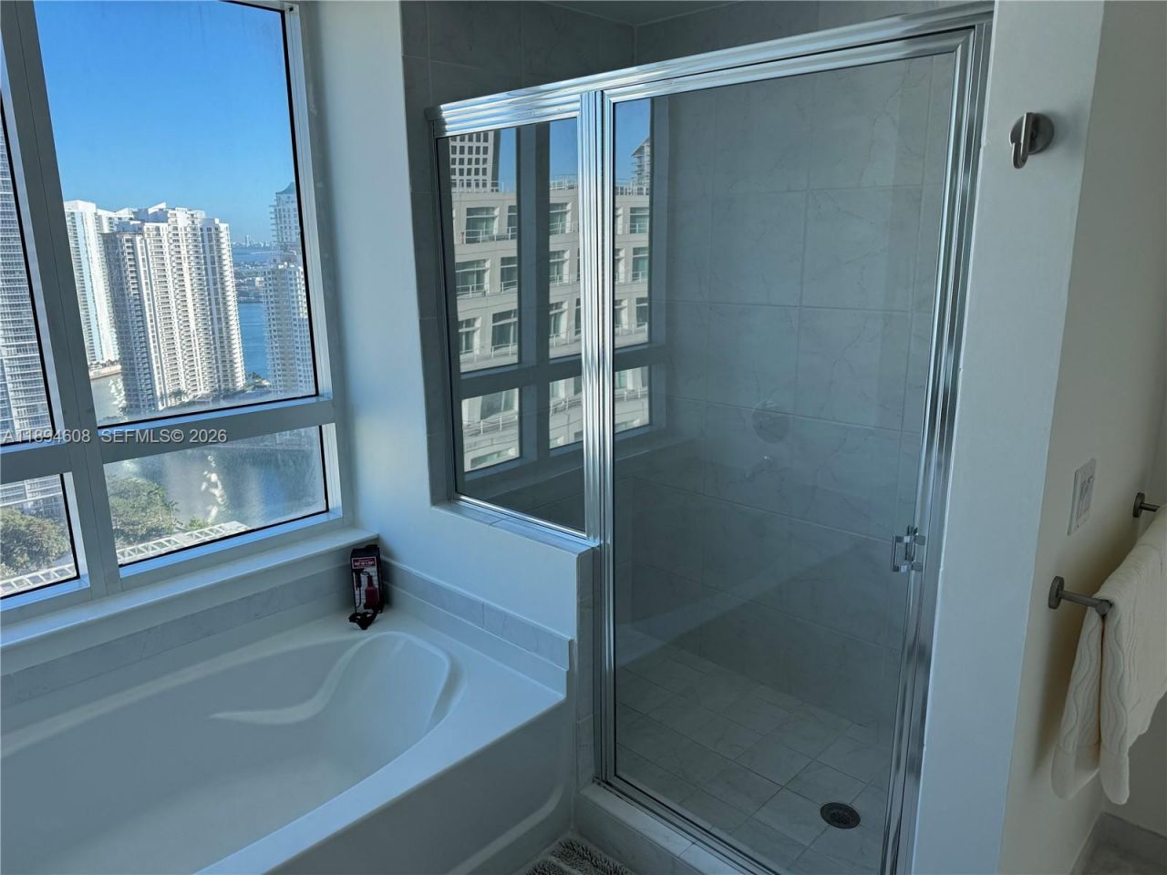 950 Brickell Bay Dr, Unit 3610, Miami, FL 33131 Photo