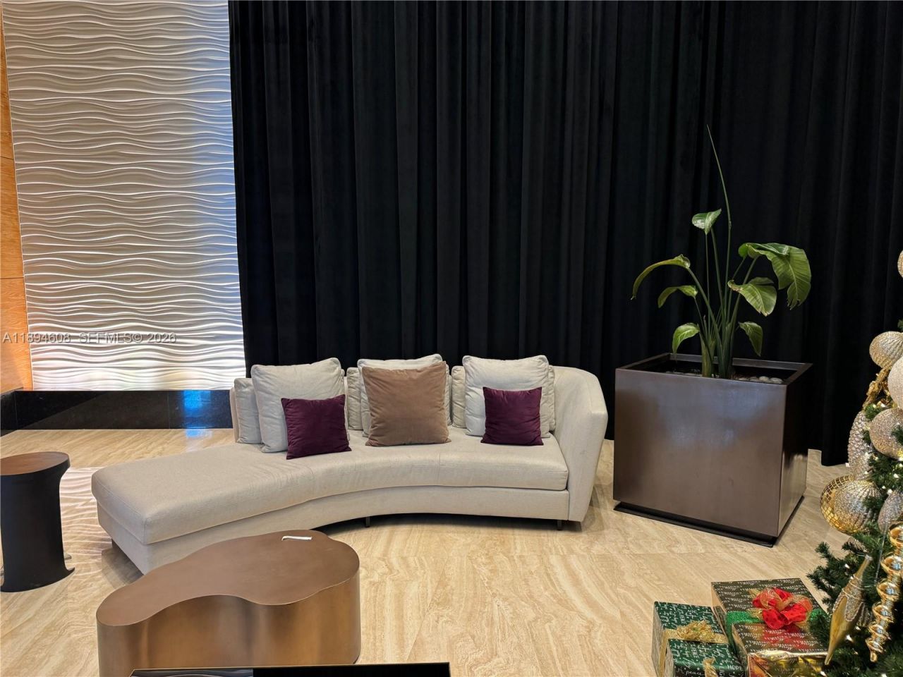 950 Brickell Bay Dr, Unit 3610, Miami, FL 33131 Photo