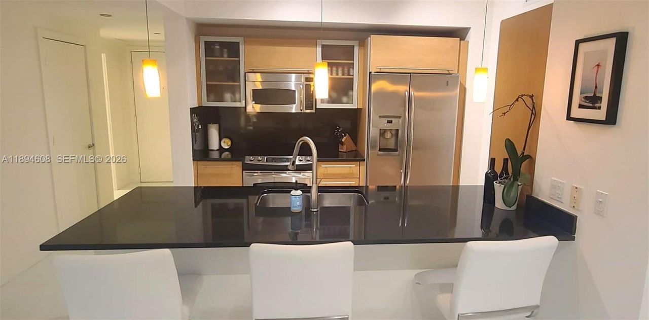 950 Brickell Bay Dr, Unit 3610, Miami, FL 33131 Photo