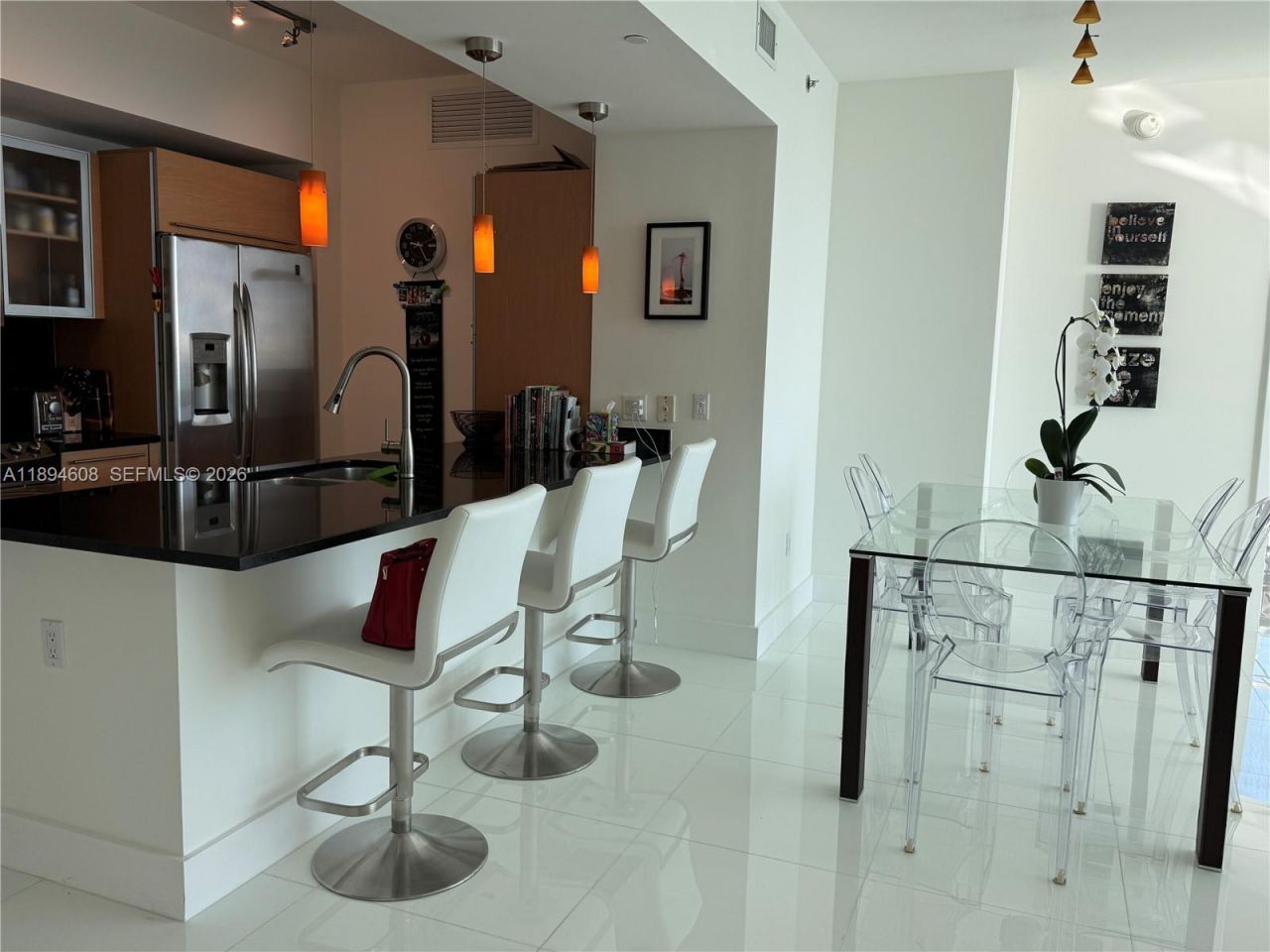 950 Brickell Bay Dr, Unit 3610, Miami, FL 33131 Photo