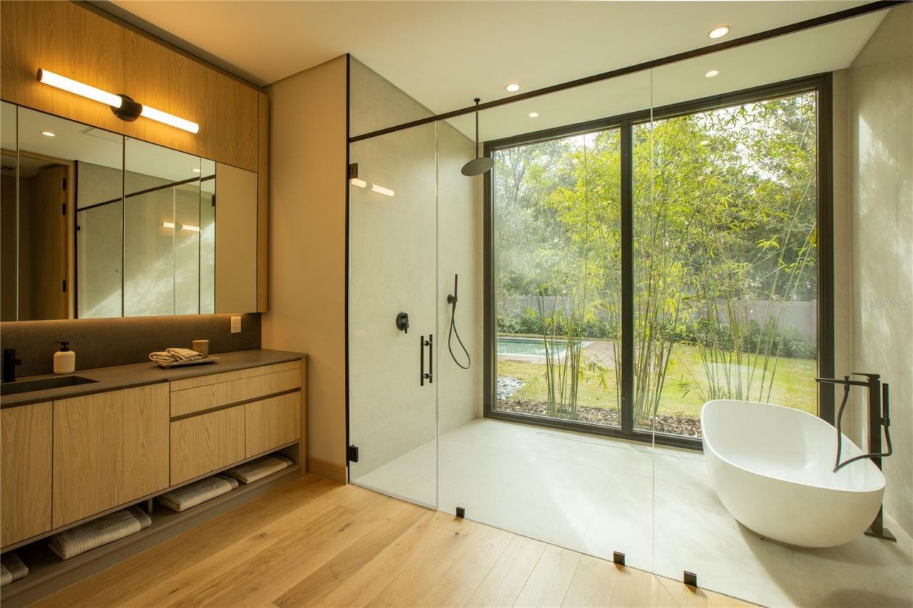 8968 Bay Cove Court, Orlando, FL 32819 Photo