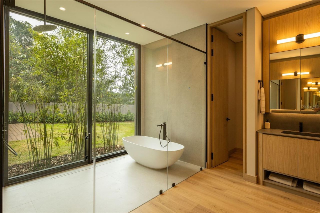 8968 Bay Cove Court, Orlando, FL 32819 Photo