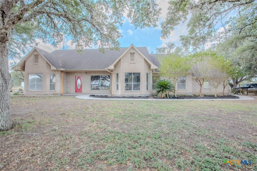 13888 Fm 236, Victoria, TX 77905 Main Photo