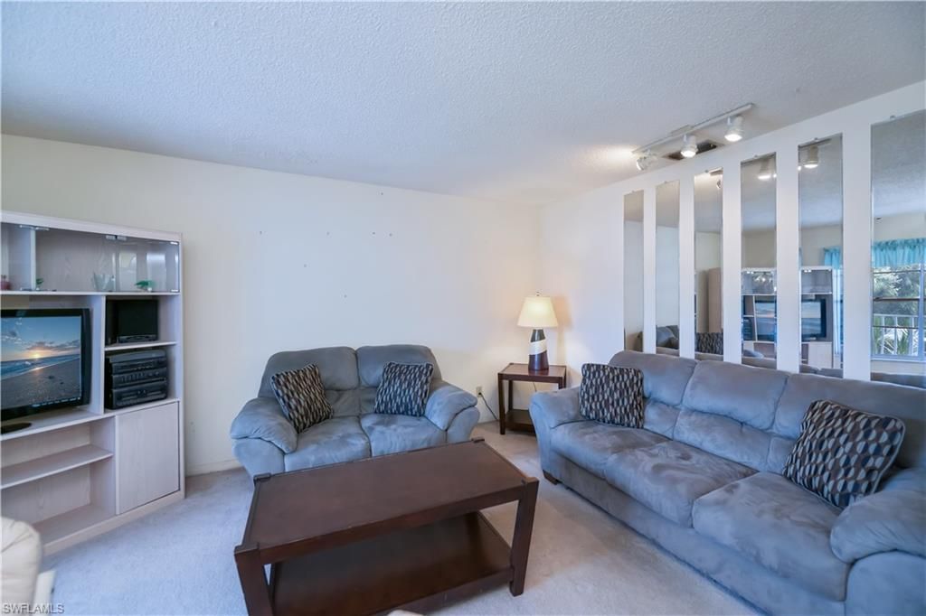 1100 Pondella Rd, Unit 206, Cape Coral, FL 33909 Photo