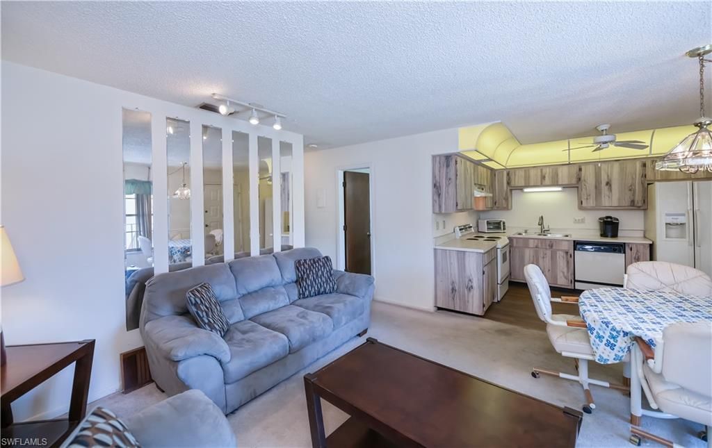 1100 Pondella Rd, Unit 206, Cape Coral, FL 33909 Photo