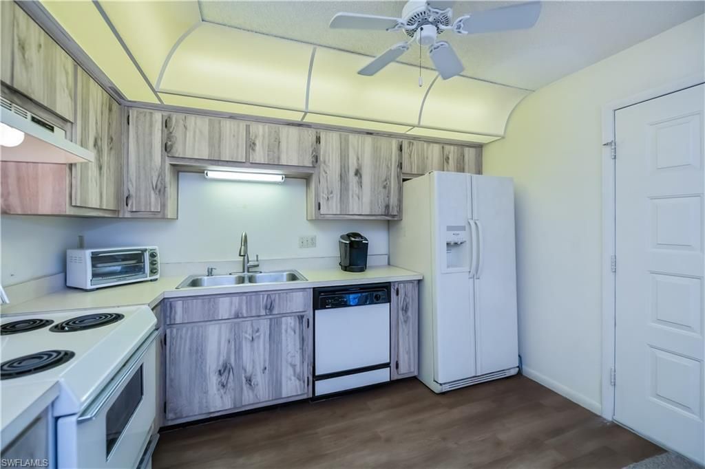 1100 Pondella Rd, Unit 206, Cape Coral, FL 33909 Photo