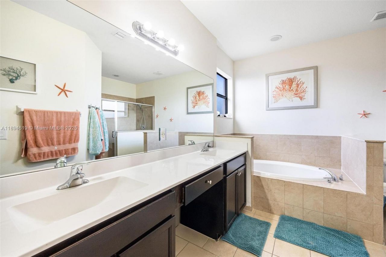 415 SE 34th Ter, Homestead, FL 33033 Photo