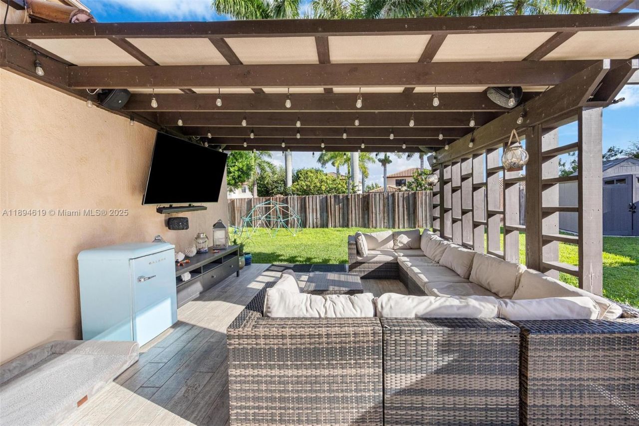 415 SE 34th Ter, Homestead, FL 33033 Photo