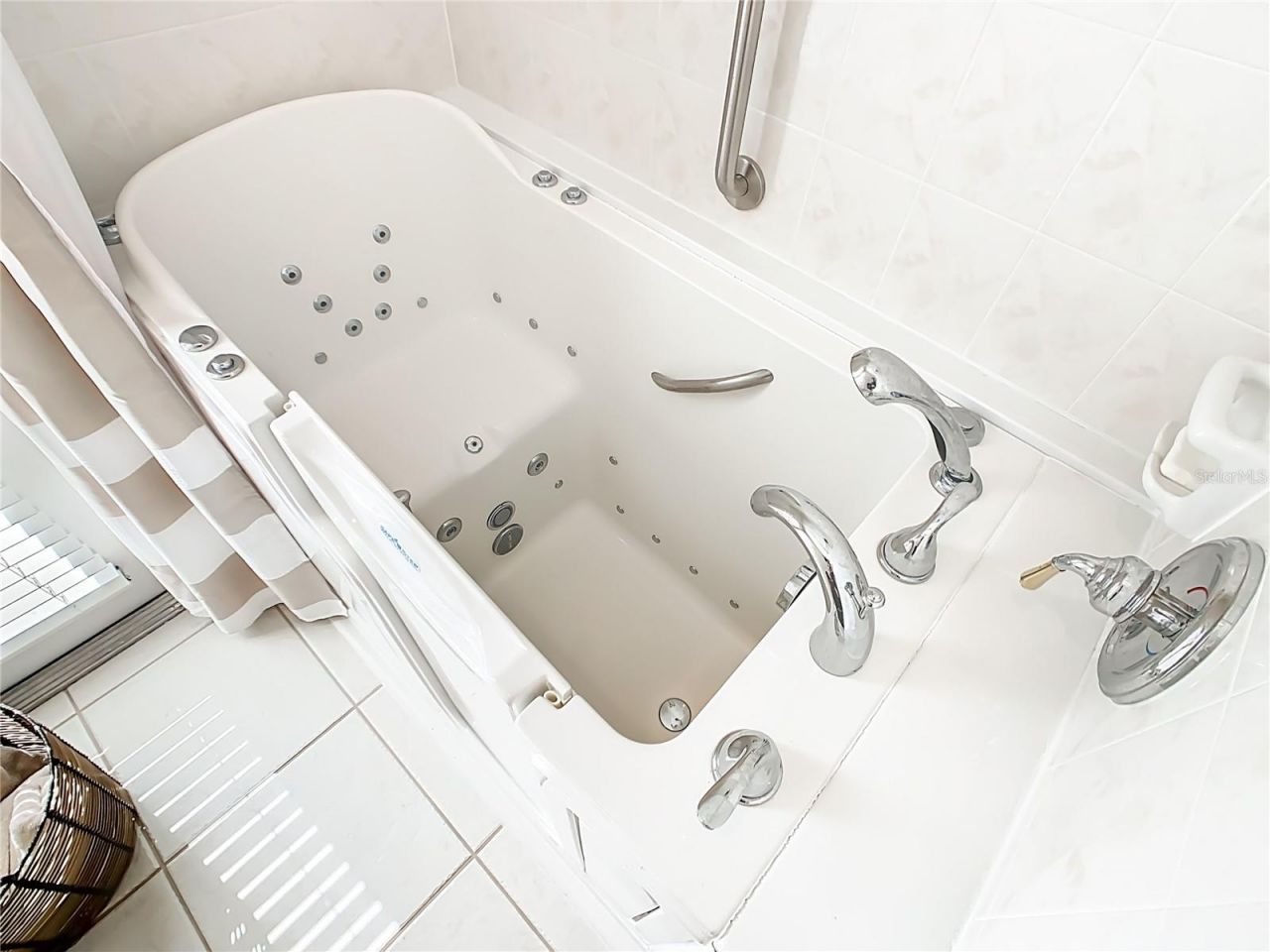 915 San Raphael Street, Poinciana, FL 34759 Photo