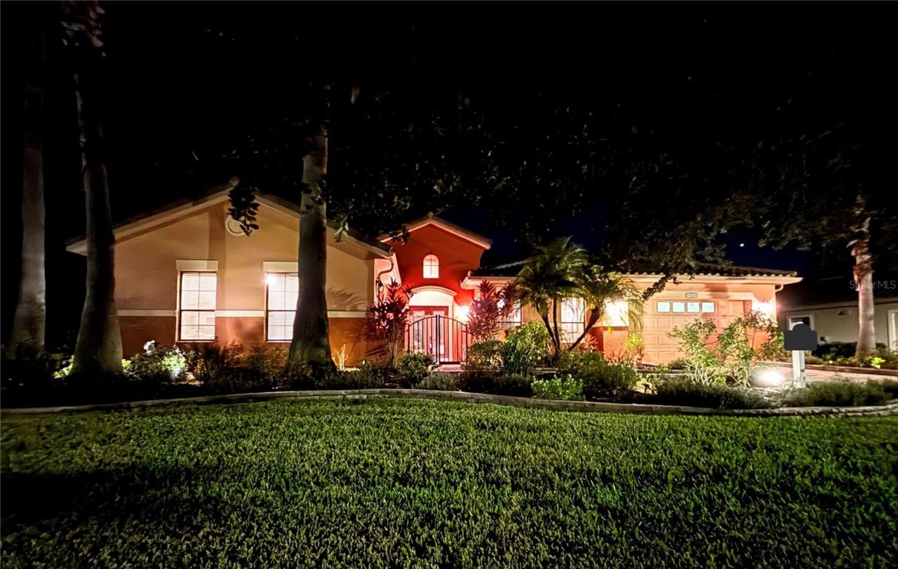 915 San Raphael Street, Poinciana, FL 34759 Photo