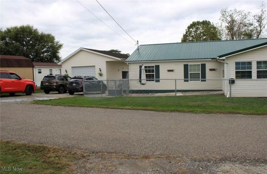 56 3rd Street, Rayland, OH 43943 Main Photo