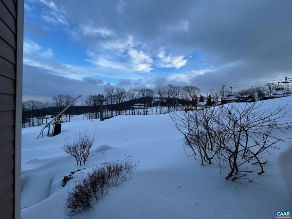 905 DIAMOND HILL CONDOS, WINTERGREEN, VA 22967