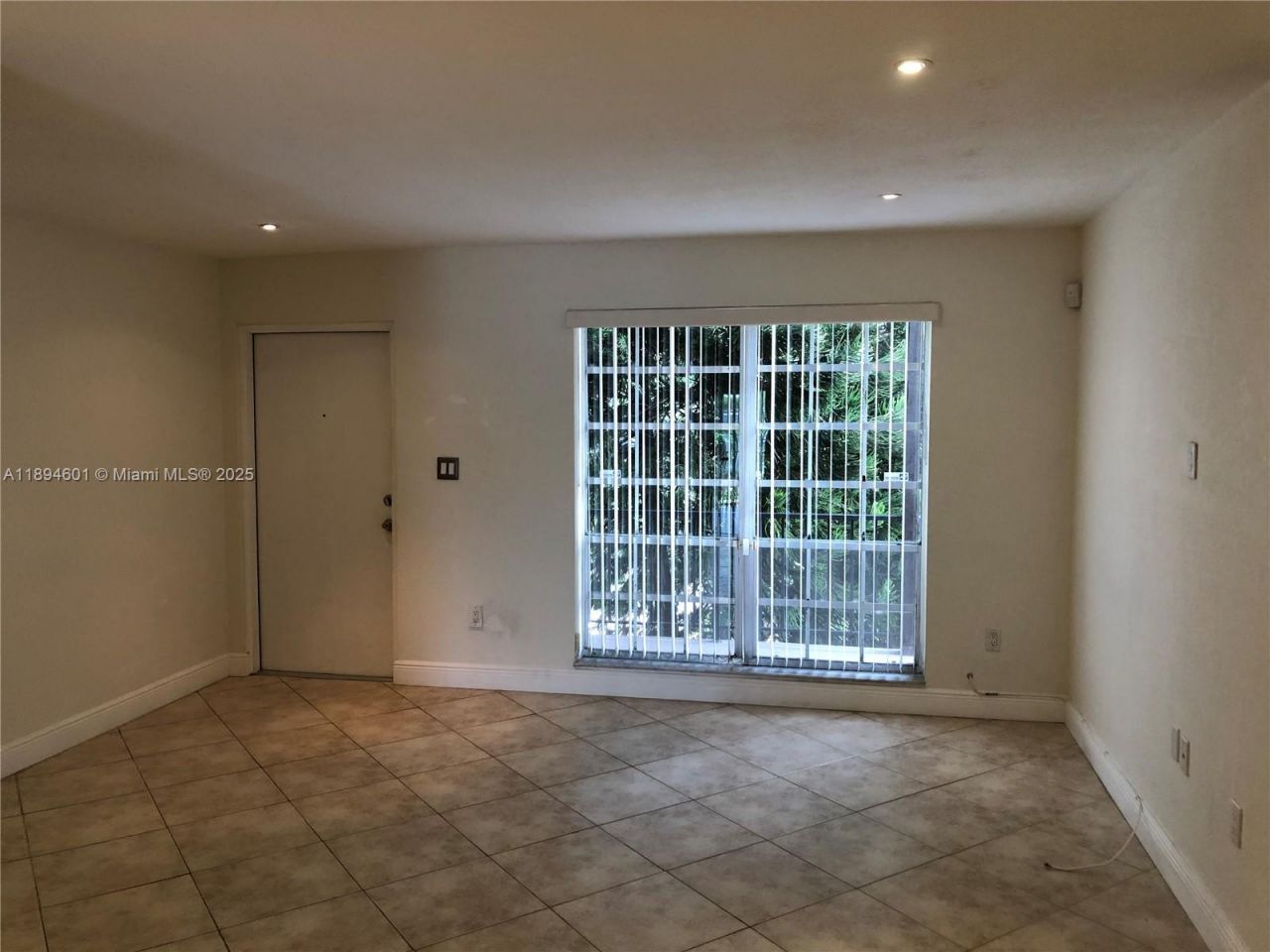 10824 N Kendall Dr, Unit S-26, Miami, FL 33176 Photo