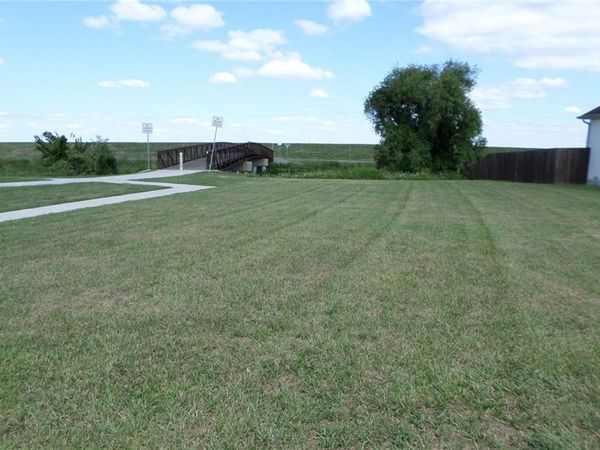 FLORIDA Street, Meraux, LA 70043