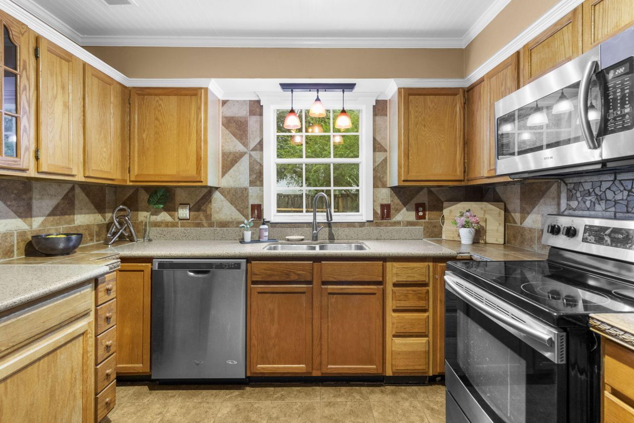 2785 Forest Dew Court Photo 9