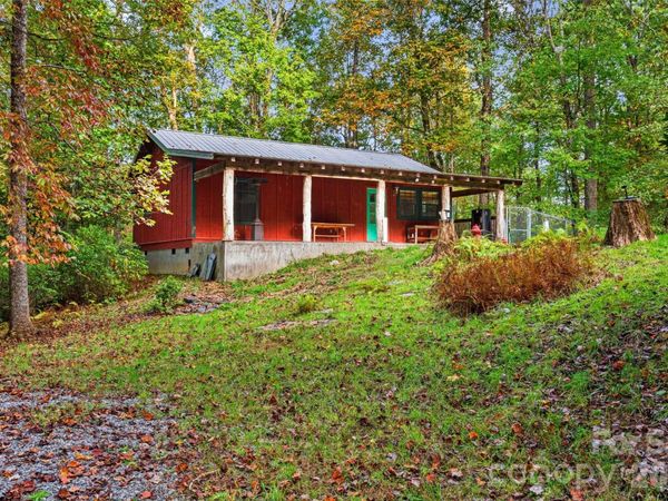 206 Willow Lane , Rosman, NC 28772