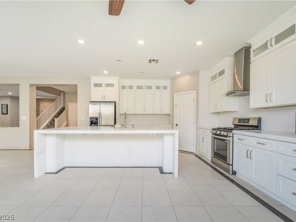 9077 Glasbury Court, Las Vegas, NV 89123