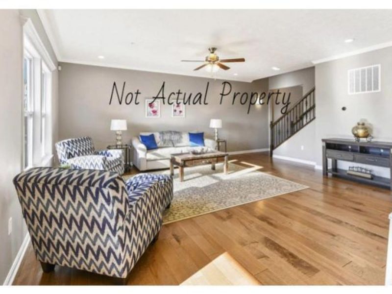 3310 Joshstock Drive, Columbus, OH 43232 Photo 2