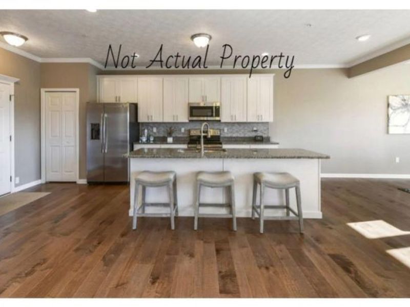 3310 Joshstock Drive, Columbus, OH 43232 Photo 4