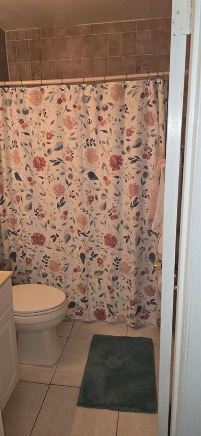 7160 W 10th Ave, Hialeah, FL 33014 Photo