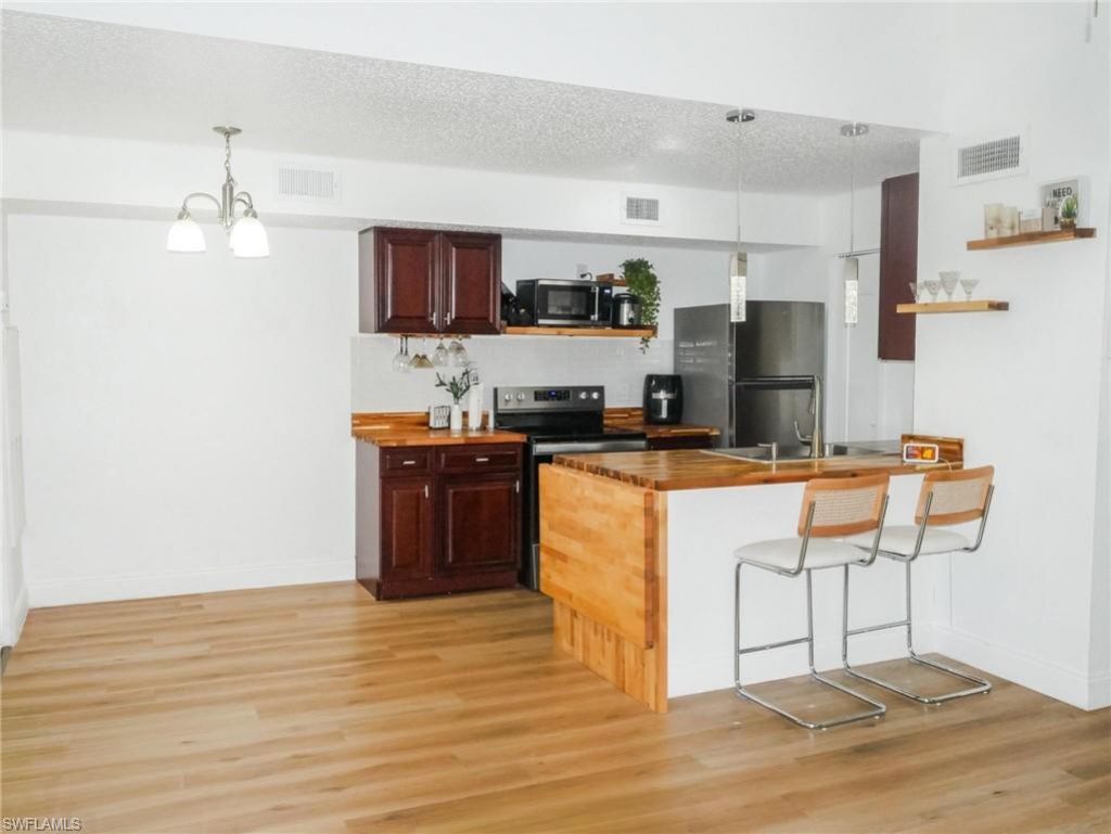 12551 Equestrian Cir, Unit 706, Fort Myers, FL 33907 Photo