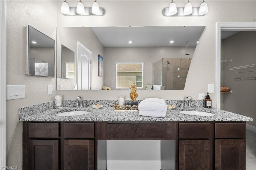 4317 SW 16th Pl, Cape Coral, FL 33914 Photo