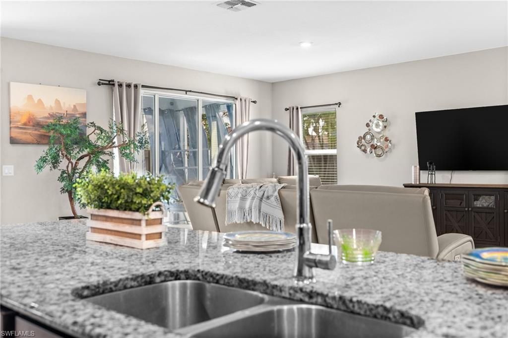 4317 SW 16th Pl, Cape Coral, FL 33914 Photo