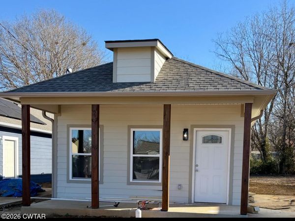 105 Dempster Street, Jackson, TN 38301