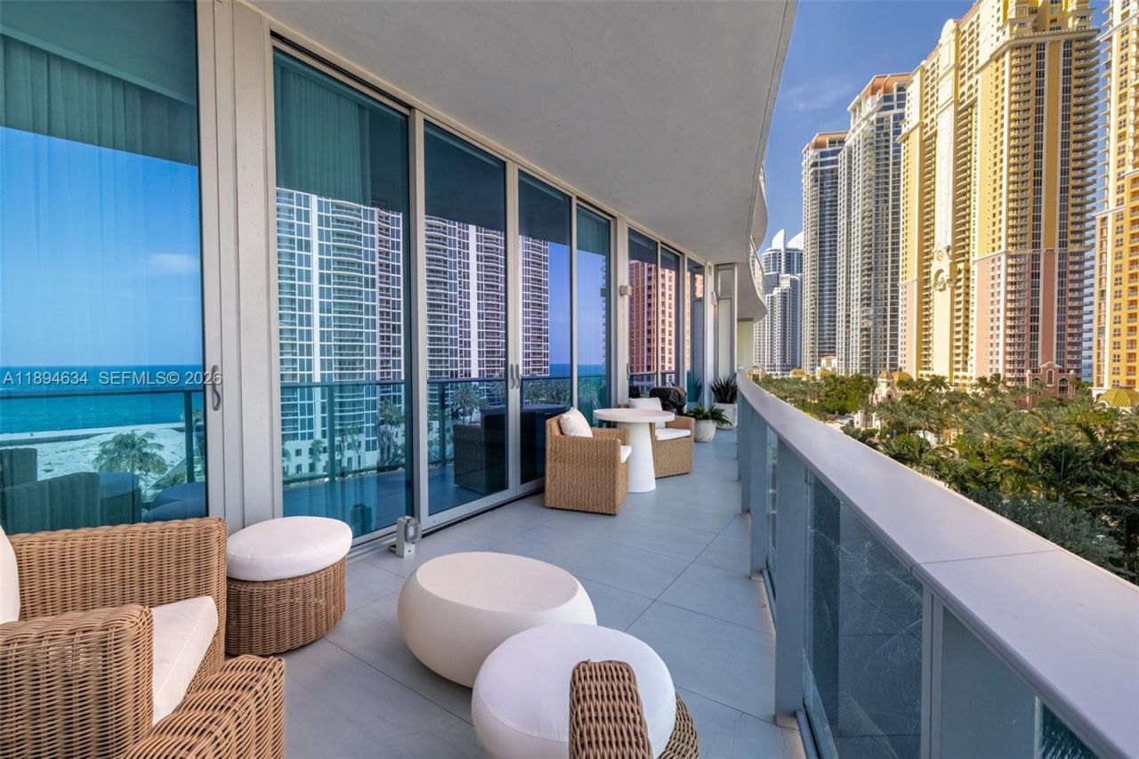 17550 Collins Ave, Unit 703, Sunny Isles Beach, FL 33160 Photo