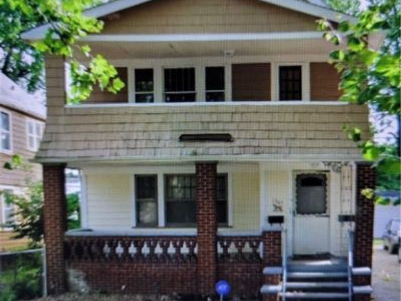 1767 Algonac Road, Unit 2, Cleveland, OH 44120 Photo 1