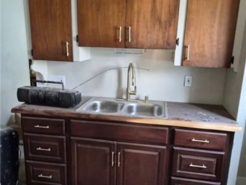 1767 Algonac Road, Unit 2, Cleveland, OH 44120 Photo 3