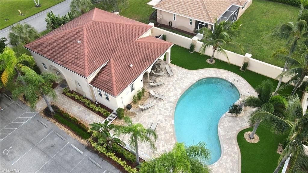 24980 Divot Dr, Bonita Springs, FL 34135 Photo