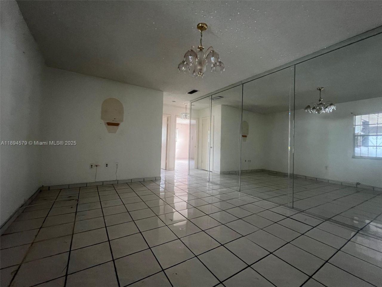 1250 W 26th Pl, Unit 208, Hialeah, FL 33010 Photo