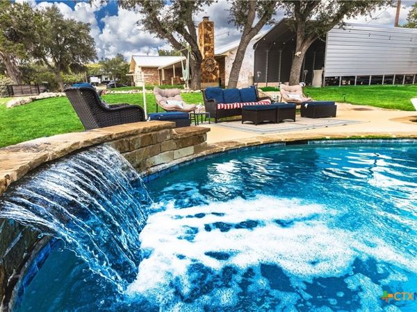 341 Ringtail, Canyon Lake, TX 78133